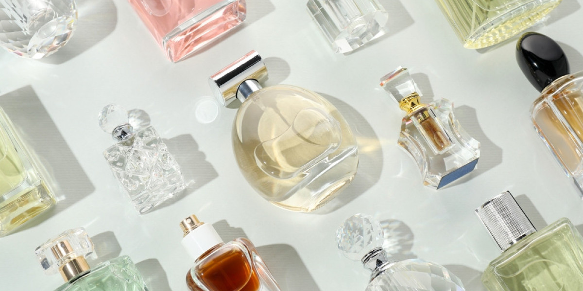 Eau de Toilette Explained: What It Is & How to Use It Right