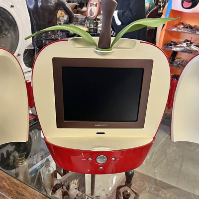 Hannspree Red Apple Television Profile Picture